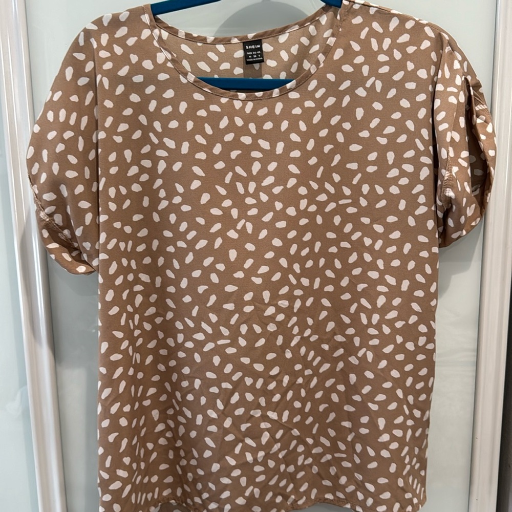 Beige and white dotted blouse